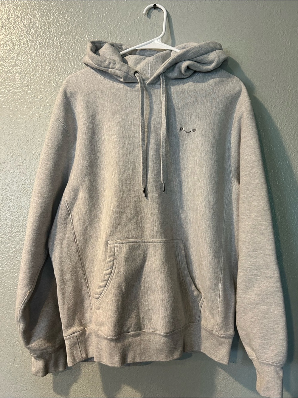 Osume Heavyweight Embroidered Smile Hoodie - Medium